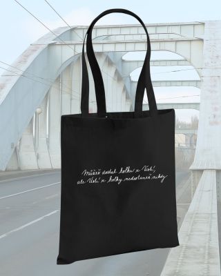 Jako takhle - když to nějak funguje, pojďme to trošku využít… nechce někdo tašku na fakt těžkej nákup? Třeba pro...